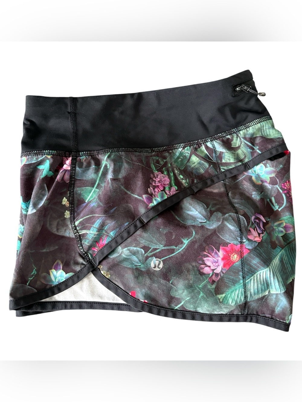 Lululemon Run Speed 4 Way Stretch Short 2.5 RARE Curious Jungle Multi Black 6